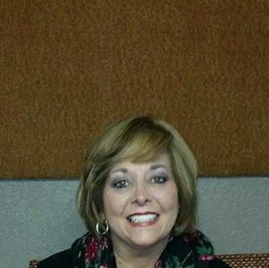 Meet your Posher, Pam